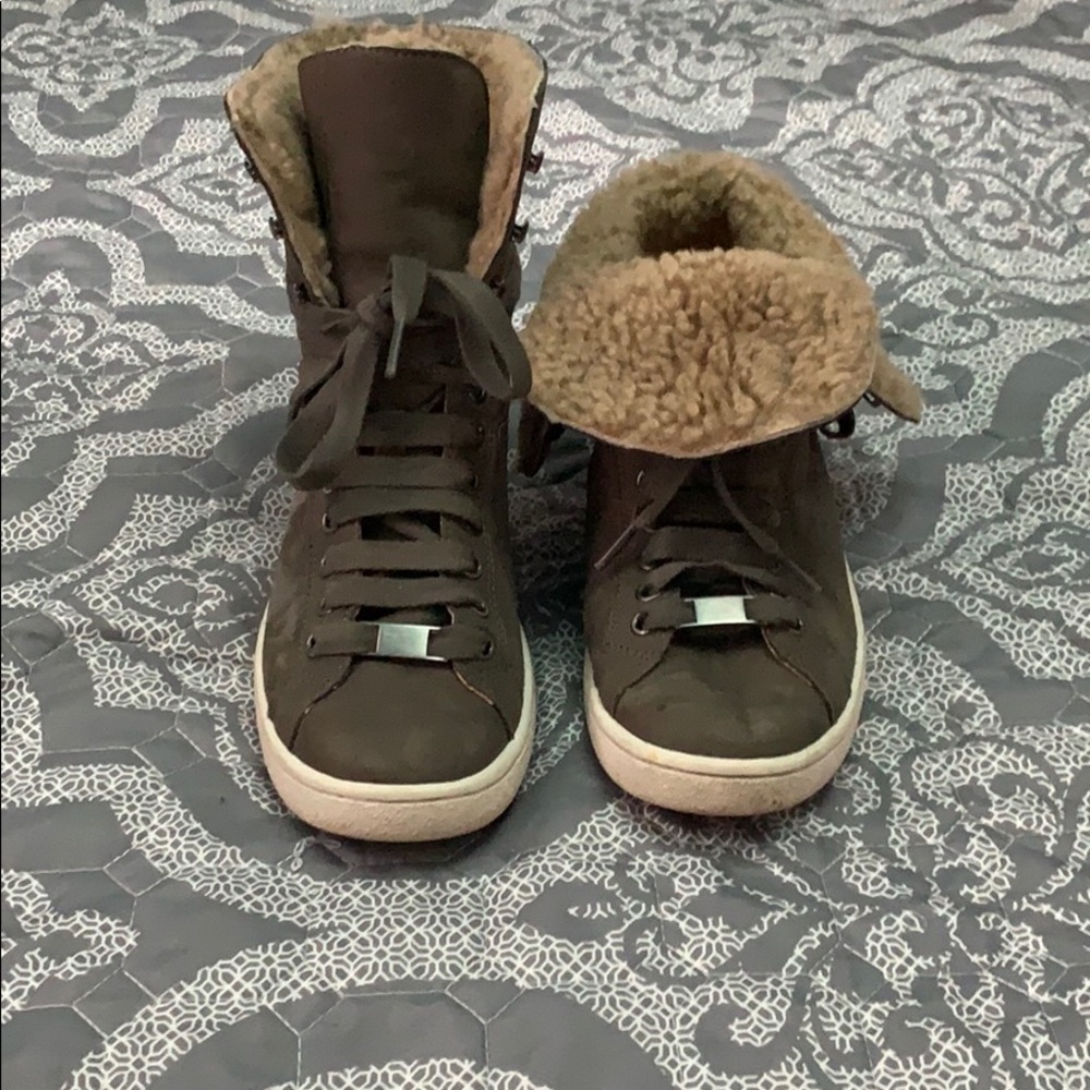 UGG-Lace up fold over boots Dark Beige
